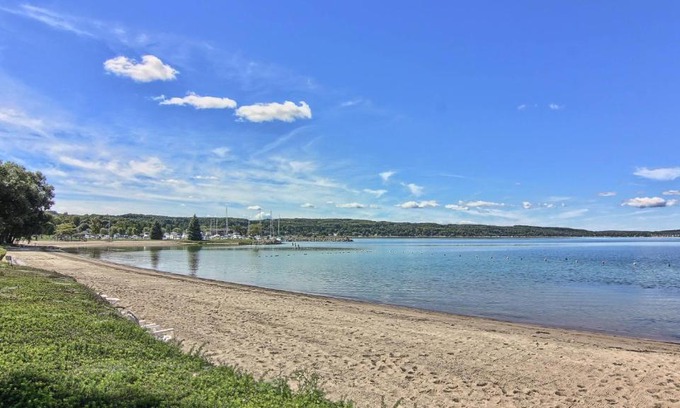 Boyne City House | 209 Water Street Inn