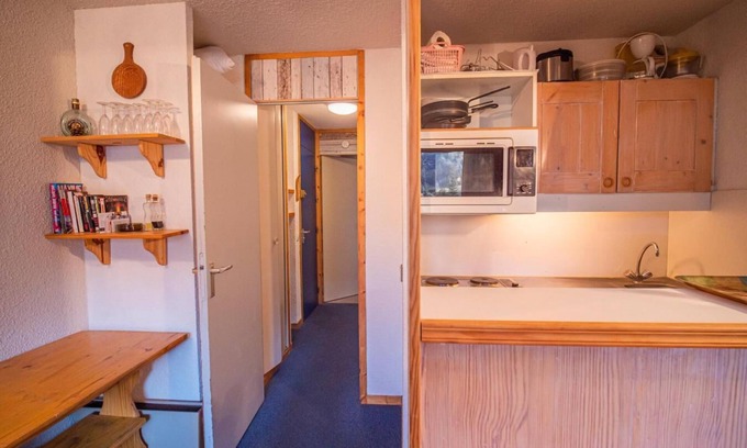 Les Avanchers-Valmorel Apartment | 20m from ski slopes, 10th floor, view panoramic, balcony, tv, ski locker, 28m², Valmorel