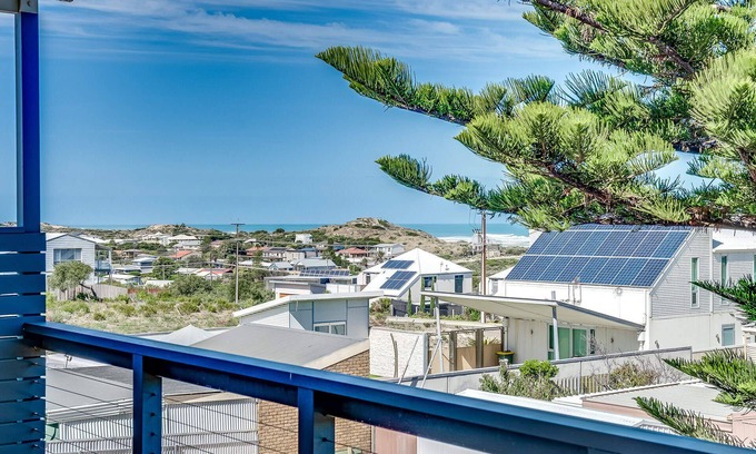 Goolwa Beach House | 21 Corcoran Ave - Pets Negotiable