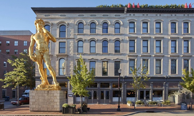 West Main Historic District Hotel | 21c Museum Hotel Louisville