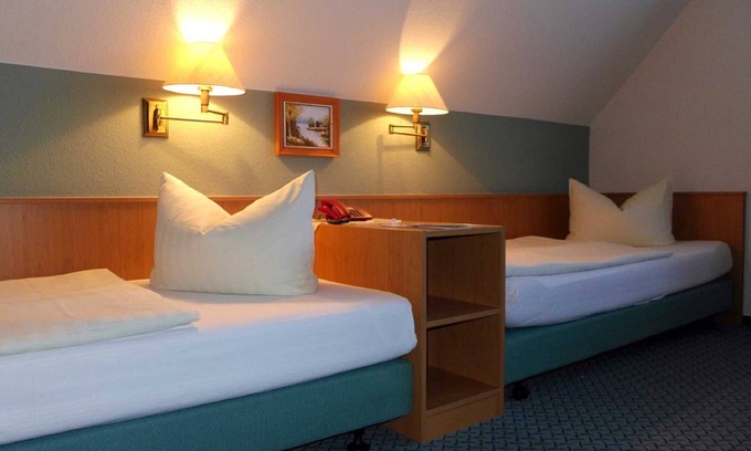 Neuwiese House | 22 double rooms - Landhotel Neuwiese with traditional inn An der Mühle