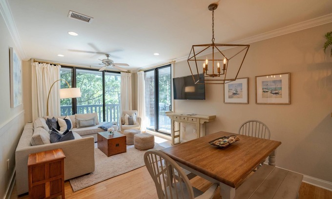 West Beach Village Condo | 2276 Shipwatch: 2BR Condo, Valuable Bike Credit, Steps from Beach