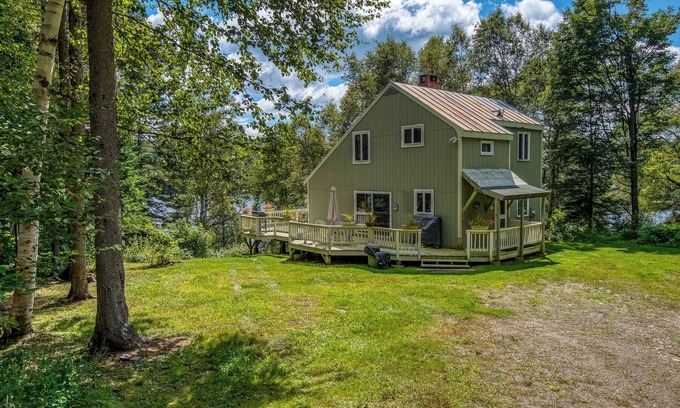 Rangeley House | 🐾23 Dolman - Amalaran - 360' of frontage on Dodge Pond, dog friendly