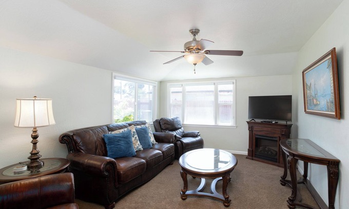 Oceano House | 2330 Paso Robles in Oceano