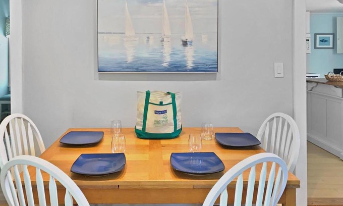 West Harwich House | 25 Grey Neck Road West Harwich Cape Cod - - Crosswinds II