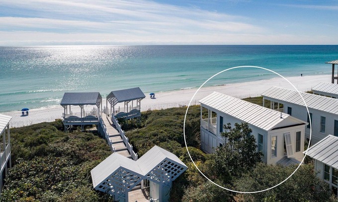 Seaside House | 25% SALE Thru FALL~"Magnolia Honeymoon Cottage"~Seaside Beachfront~Couples Only