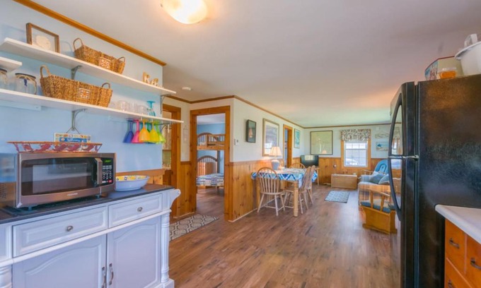 Sagamore Beach House | 260 Phillips Road Sagamore Beach - Cape Cod