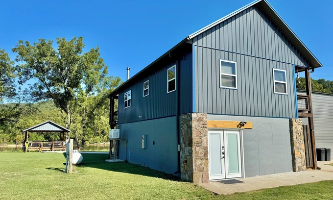 Mountain View Cabin | 269 River Valley Rd., Cabin on the White River that sleeps 8 with great views.
