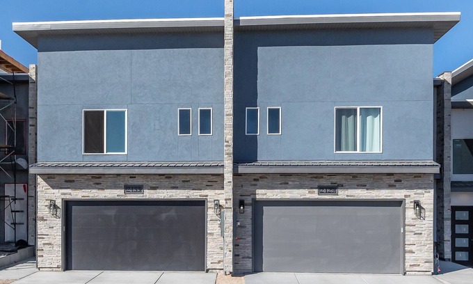 Elko House | #27 3-bedroom townhome in enjoyable Elko with Mountain view