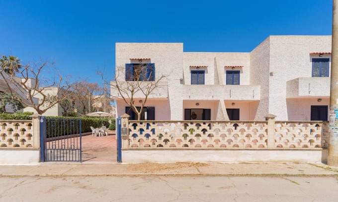 Rivabella House | 2825 Villa Andromeda by BarbarHouse