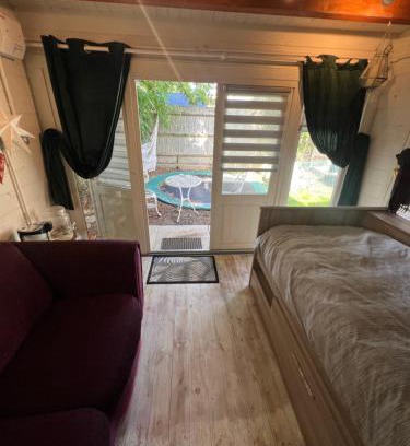 Shoreham-by-Sea House | 29 Park Avenue , Shoreham-by-Sea , Cozy Cabin