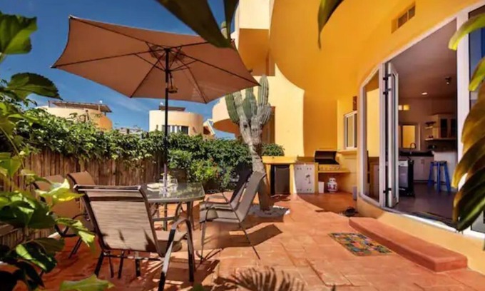 El Pescadero Condo | 2A, Cerritos, brand new condo steps from the ocean