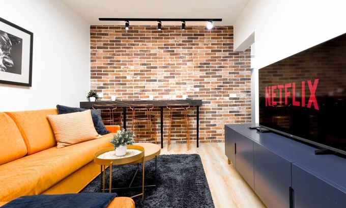 Sofia City Center Apartment | 2BDR | Top Location | Fully Equipped | Designer