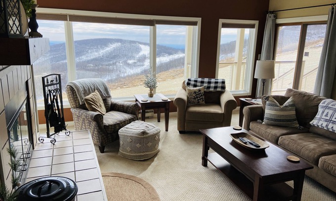 Chestnut Springs Condo | 2bed/2bath at Overlook-Family and dog friendly! 🐕