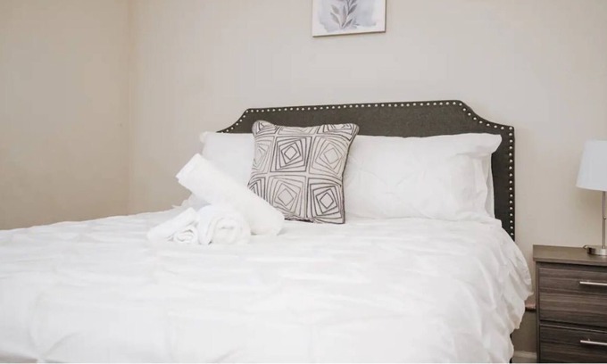 Port Tampa City House | 2Bed 2bath Luxury Bay Resort Wifi+Pool+FreeParking