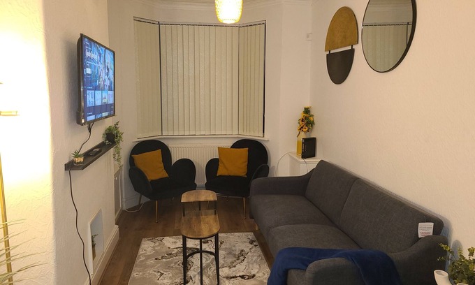 Manchester House | 2BedroomHouse/Manchester/Sleeps5/Wifi