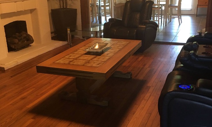 Vernon House | 2BR, 1 1/2 Bath Pet Friendly Home 35 minutes from Panama City Beach.