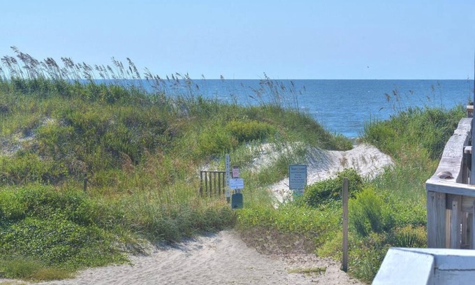 Yaupon Beach Condo | 2BR/1BA Condo - Oceanfront, Walk to Pier/Fishing/Dining, Sleeps 6