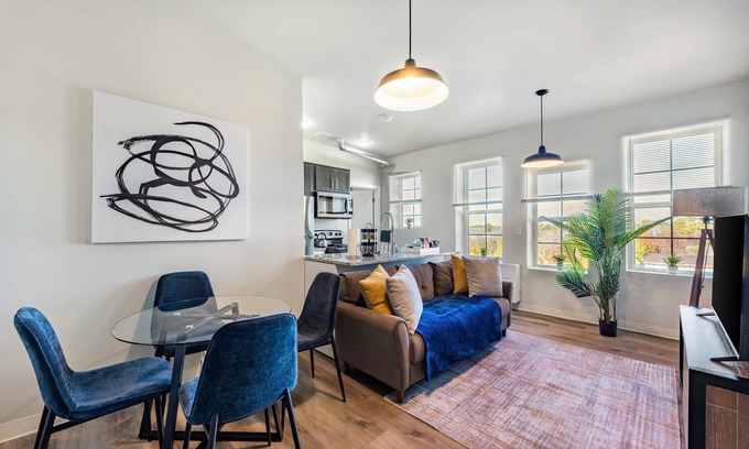 New Center Detroit Apartment | 2BR Comfort Apartment Close to Henry Ford