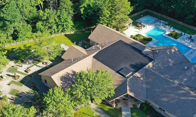 Sapphire Condo | 2br Condo w/Golf, Boating, Skiing, Family Fun!