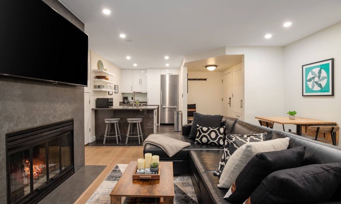 Blackcomb House | 2BR | Gables | King Bed | Prime Location | Heated Flooring | Wood Burning Fireplace