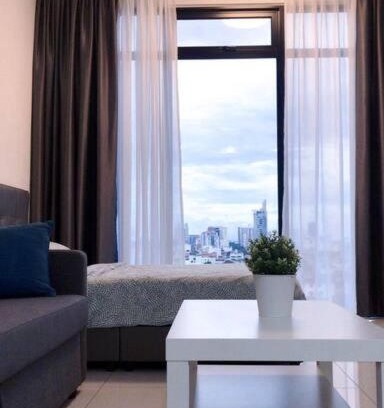 George Town Apartment | 2BR Georgetown Luxury Suite #RoofTopPool #Beacon