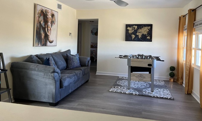 Kenner - Louis Armstrong International Airport House | 2BR Loft Beauty 5mi Airport/16mi downtown