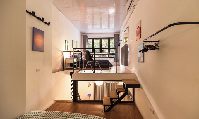 Old Quarter House | 2BR Loft with Balcony & 100" Projector in Old Quarter, 600m to Hoan Kiem Lake