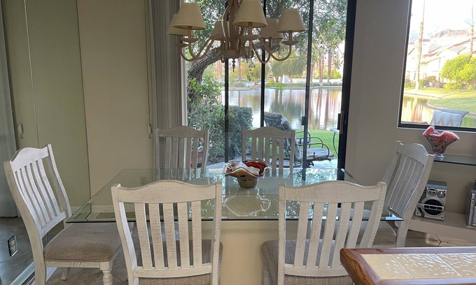 La Quinta Condo | 2BR PGA West Dog-Friendly Condo w/Stunning Lake and Mountain Views #248982