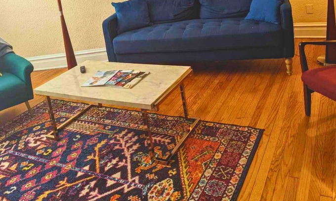University City Apartment | 2BR W&D|Mins to Delmar Loop, WashU, DTown Clayton
