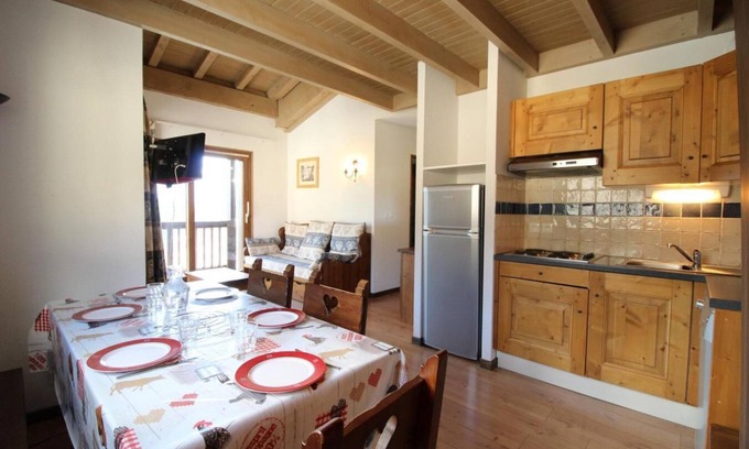 Aussois Apartment | 2nd floor, balcony, tv, ski locker, 43m², Aussois