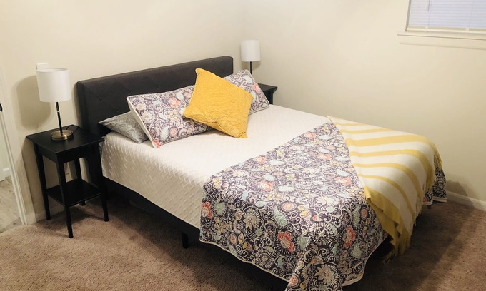 Newnan Apartment | 3 1/2 Linden Drive