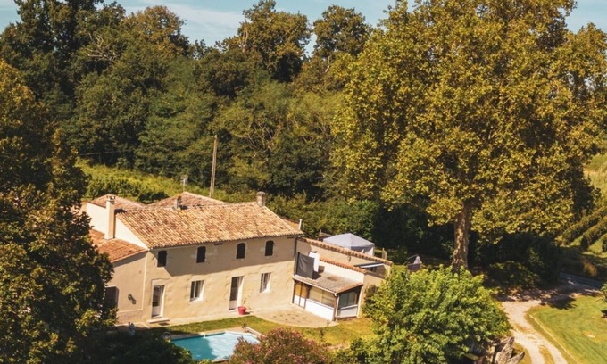 Cars House | 3 apartments with private pool and Jacuzzi