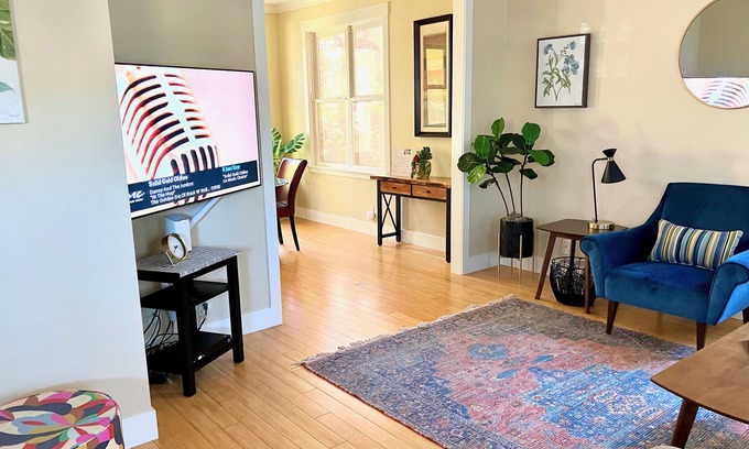 Chico House | 3 bed/2 bath Craftsman Summer Charmer