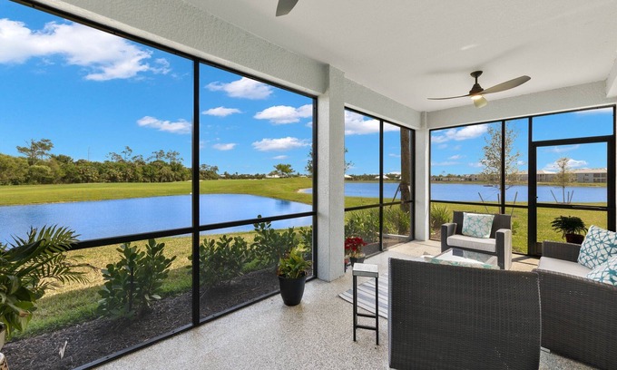 Punta Gorda House | 3 Bed/2 Bath Custom Coach Home - Heritage Landing Golf & Country Club