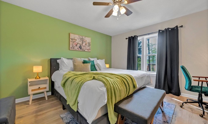 Chapin House | 3 Bed 2 Bath The Nestle Minutes from Lake Murray - Chapin