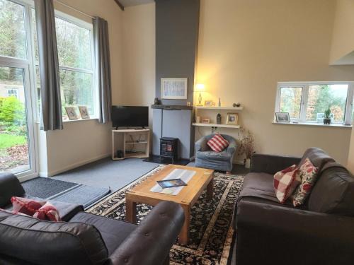 Holmrook House | 3 Bed in Holmrook SZ272