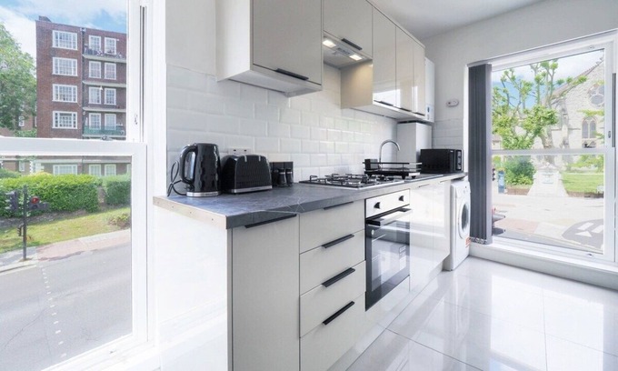 Haverstock Apartment | 3 Bed Luxury Spacious Flat In Camden Close To Station (London Zone 2)