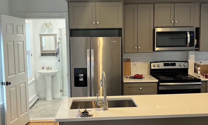 Hull House | 3 bedroom/2 bath house, steps to beach in beachside Alphabet neighborhood.