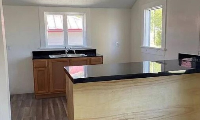 Saint Cloud Apartment | 3 Bedroom A
