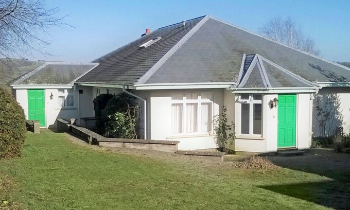 Llandrindod Wells Cottage | 3 bedroom accommodation in Nantmel, near Rhayader