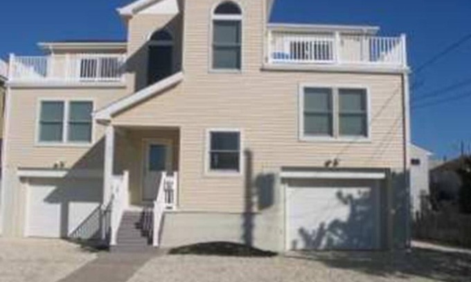 South Beach Haven Condo | 3 bedroom accommodation in Beach Haven