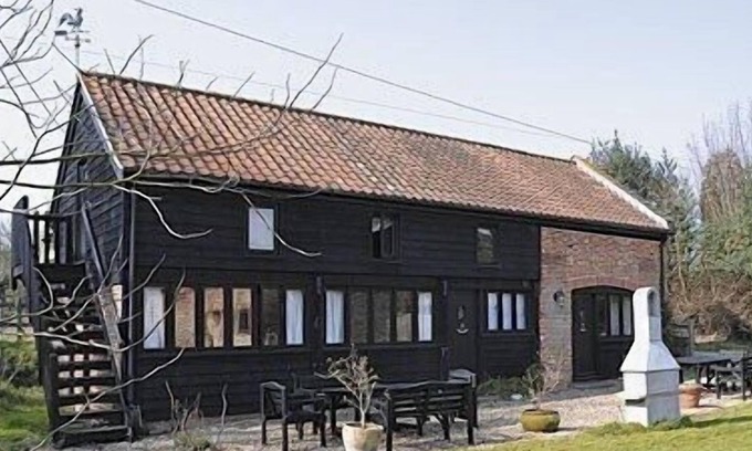 Aldborough Cottage | 3 bedroom accommodation in Plumstead Green, near Holt