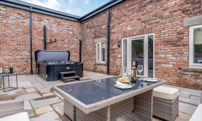 Lytham St. Anne's Cottage | 3 bedroom accommodation in Lytham