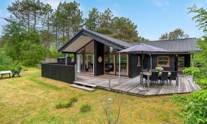 Aalbaek House | 3 bedroom amazing home in ålbæk