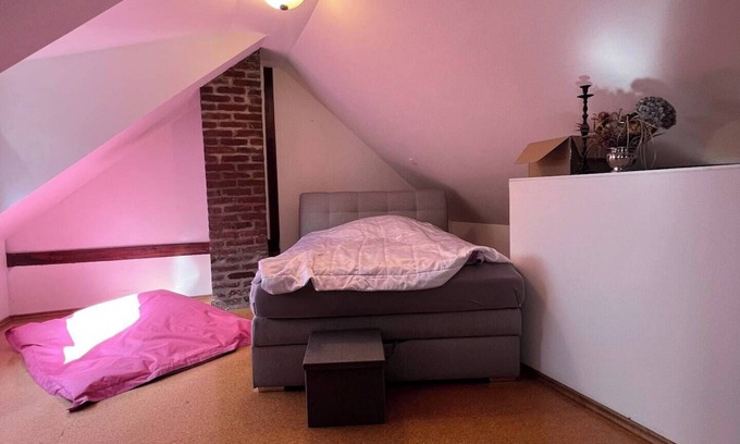 Paulstraße Apartment | 3 Bedroom Apartment in Bochum