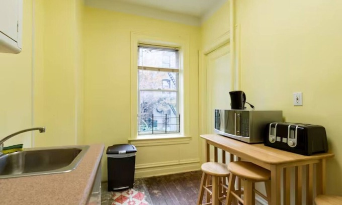 Crown Heights Apartment | 3-bedroom apartment in delightful Brooklyn