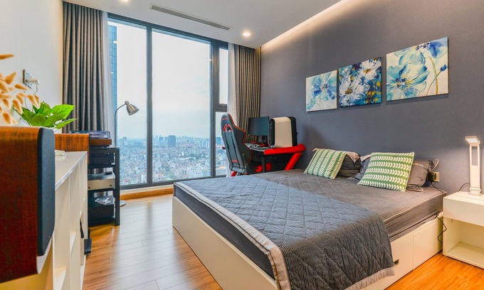 Ngoc Khanh Apartment | 3-Bedroom Apartment moments away from Hanoi's top attractions