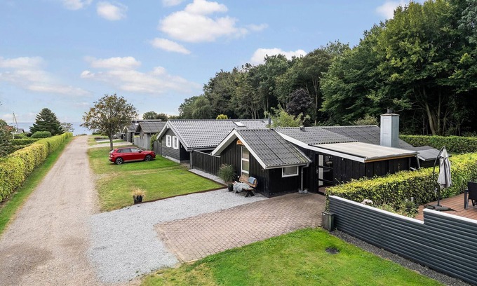 Bjert House | 3 bedroom awesome home in Bjert