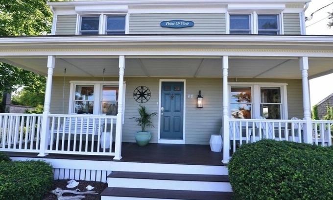 Wilburs Point House | 3-bedroom beach house in tranquil Fairhaven with Gazebo, WiFi, AC.Relax & unwind